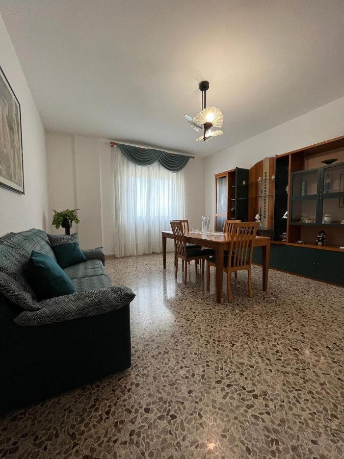 La Dimora Di Renzina Villa โมโนโปลี ภายนอก รูปภาพ