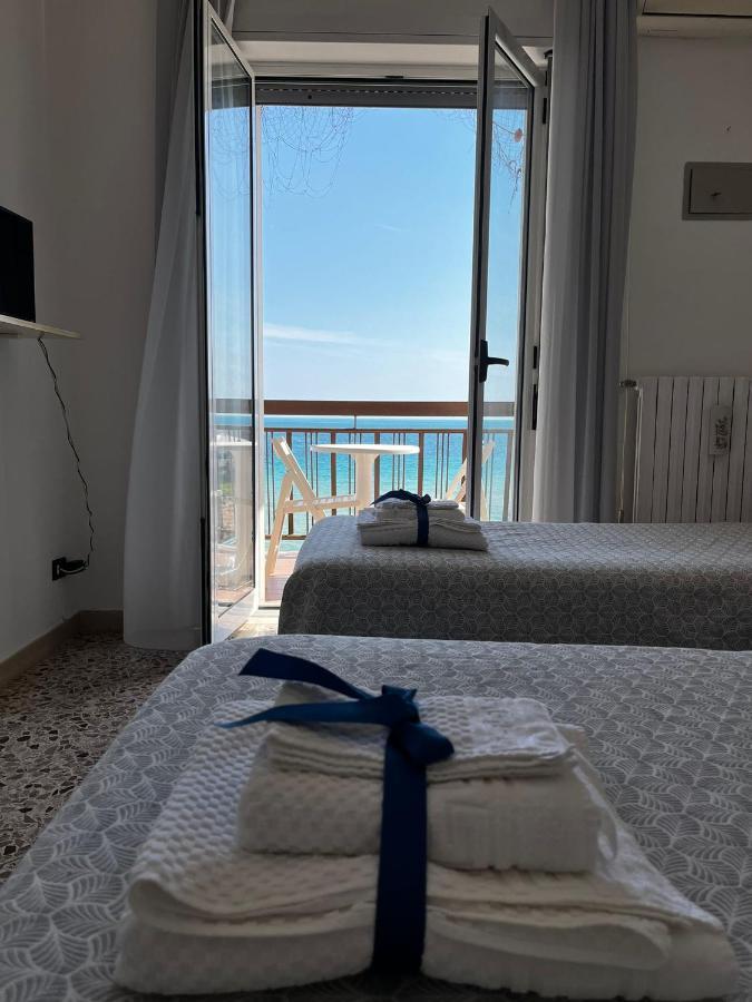 La Dimora Di Renzina Villa โมโนโปลี ภายนอก รูปภาพ